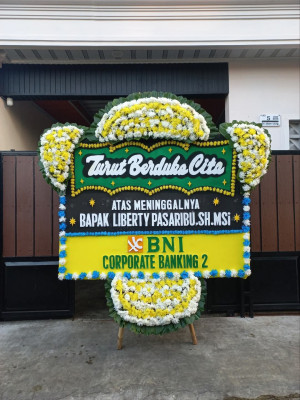Papan Bunga Duka di Pulaumerbau