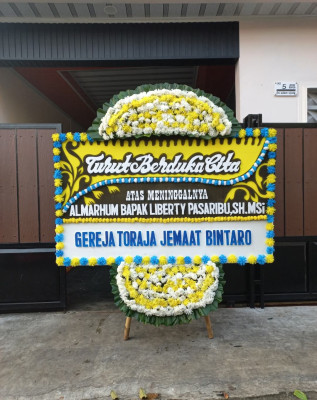 Papan Bunga Duka di Pulaumerbau